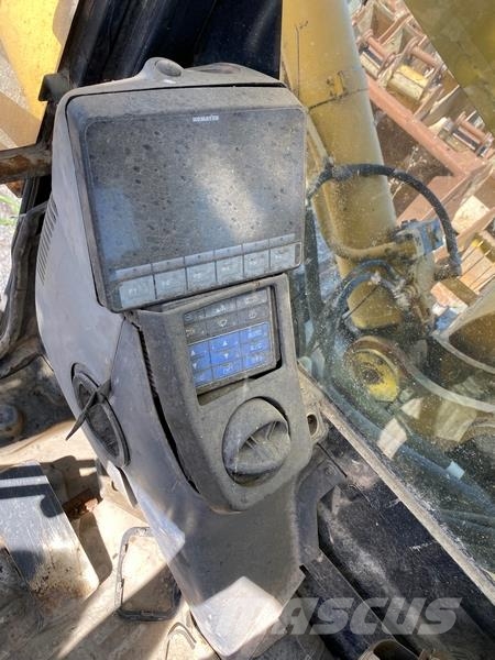 Komatsu PC450LC-8 Crawler excavators
