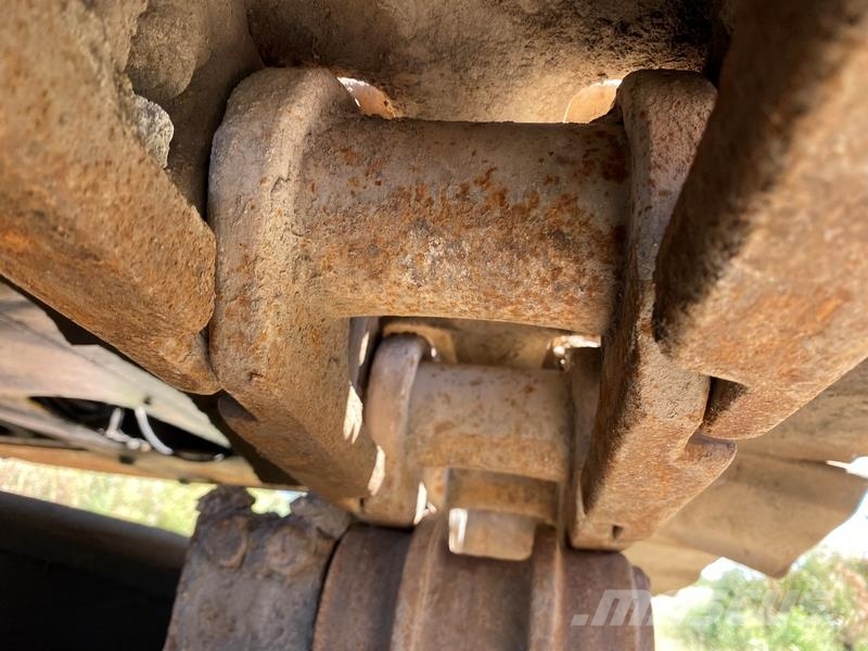 Komatsu PC450LC-8 Crawler excavators