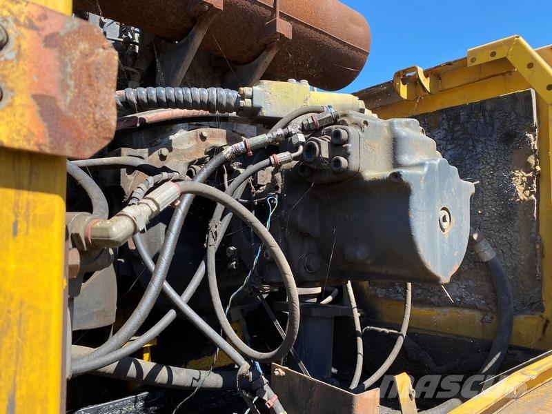 Komatsu PC450LC-8 Crawler excavators