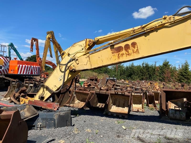 Komatsu PC450LC-8 Crawler excavators