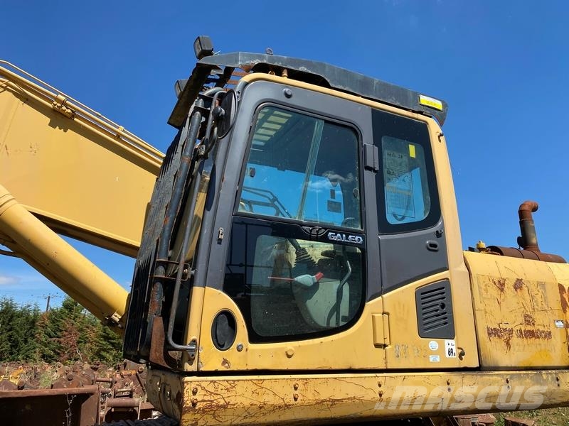 Komatsu PC450LC-8 Crawler excavators