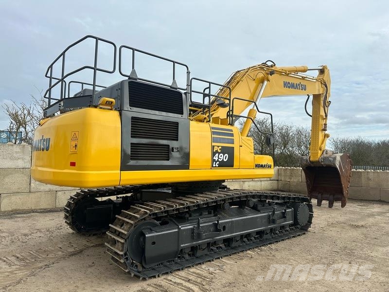 Komatsu PC490LC-11 Bandgrävare