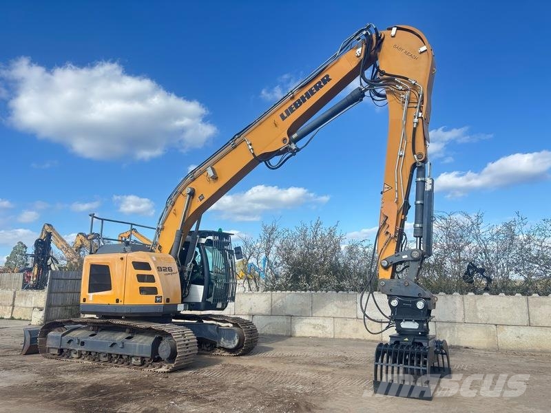 Liebherr R926 Compact High Reach Demoliton Excavator Gravemaskiner for riving