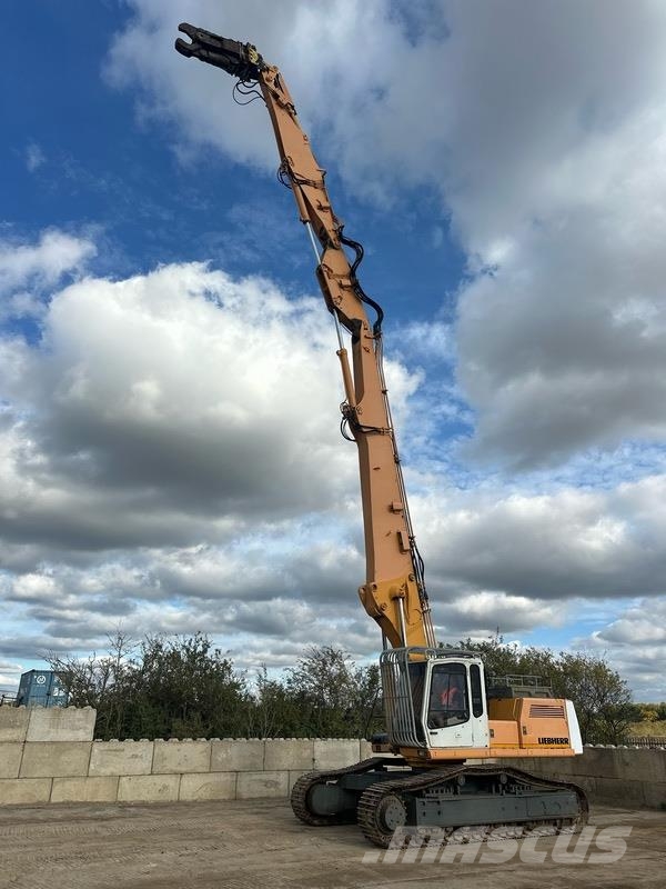 Liebherr R944 V Rivningsgrävare