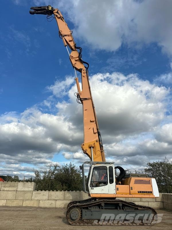 Liebherr R944 V Rivningsgrävare
