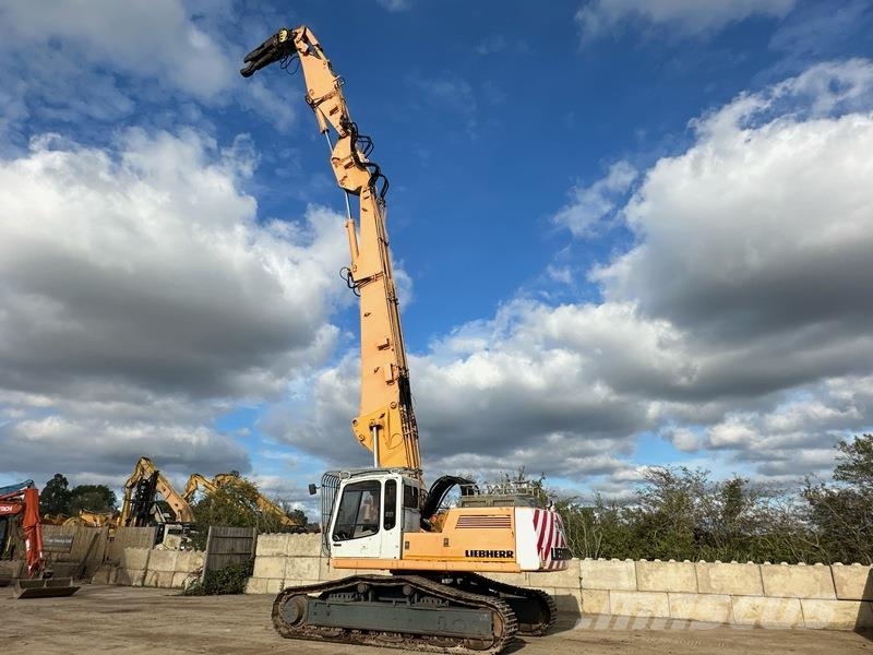 Liebherr R944 V Rivningsgrävare