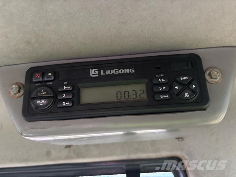 LiuGong CLG856 معدات البناء - غير ذلك