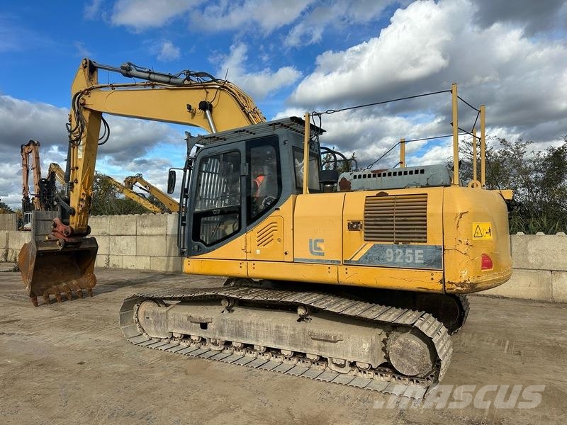 LiuGong CLG925E Bandgrävare