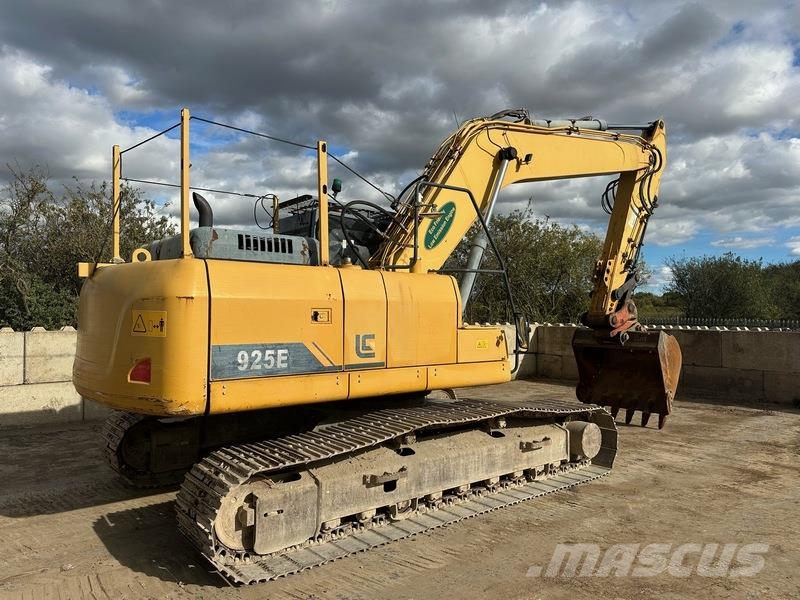 LiuGong CLG925E Bandgrävare