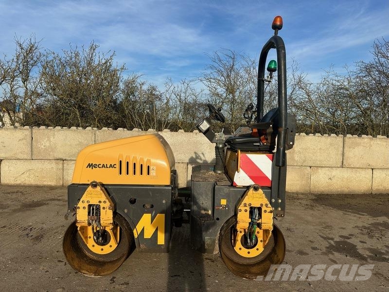 Mecalac TV1200 أخرى