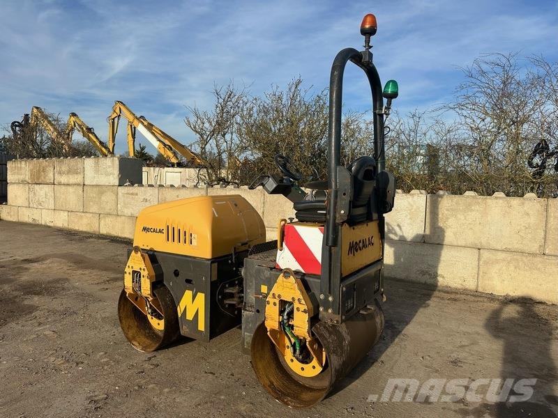 Mecalac TV1200 أخرى