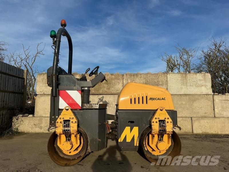 Mecalac TV1200 أخرى
