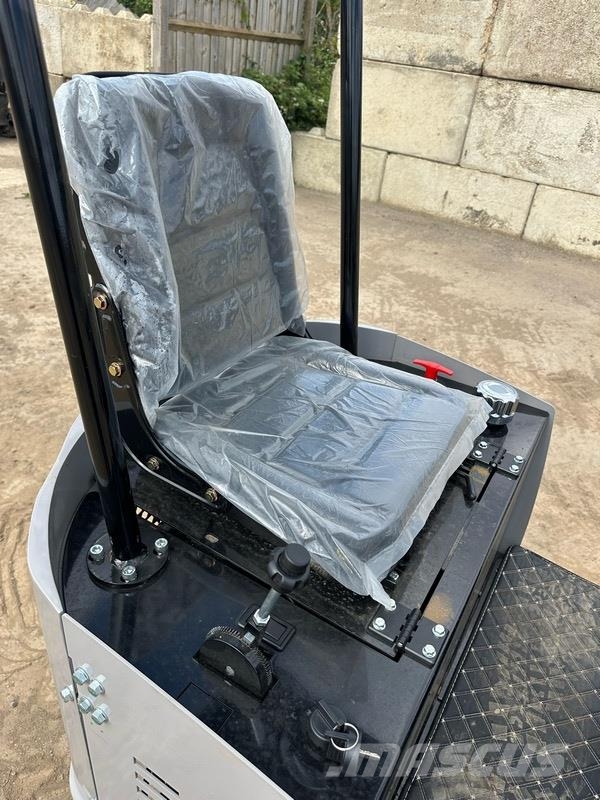 Nuoman NM-E12 Minigraafmachines < 7t