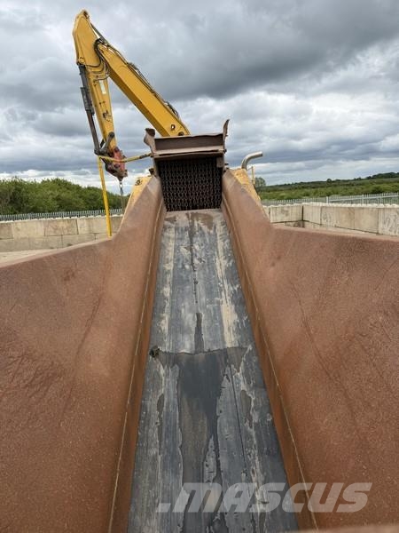 Rubble Master RM60 Hook loader crusher Concasoare