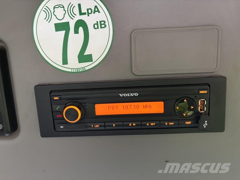 Volvo ECR355 EL 대형 굴삭기 29톤 이상