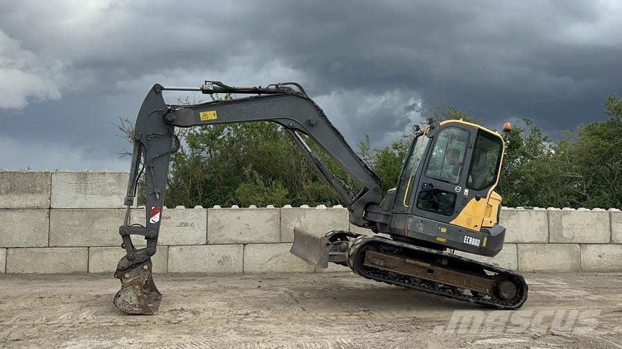 Volvo ECR88D 小型挖掘机