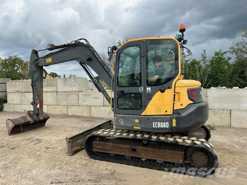 Volvo ECR88D 小型挖掘机