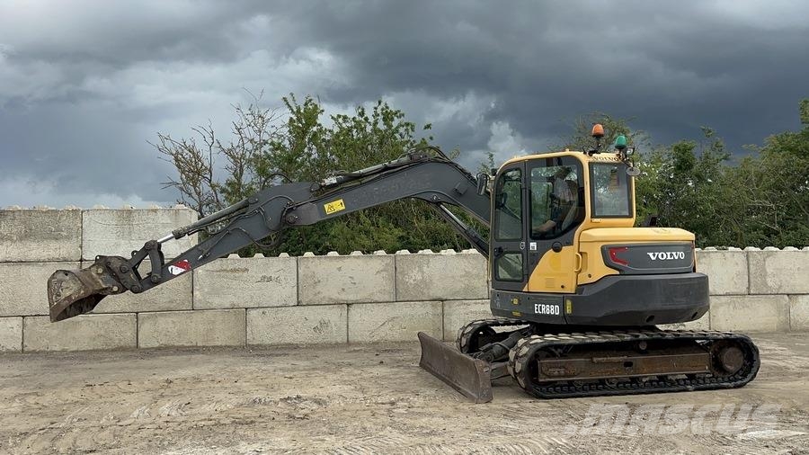 Volvo ECR88D 小型挖掘机