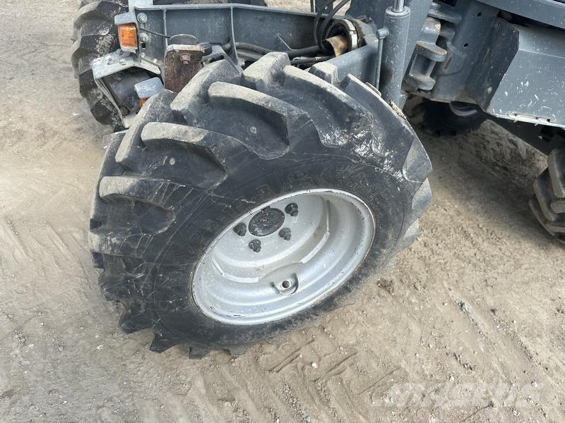 Wacker Neuson 1001 Міні самоскиди
