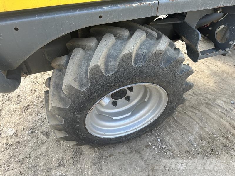Wacker Neuson 1001 Міні самоскиди