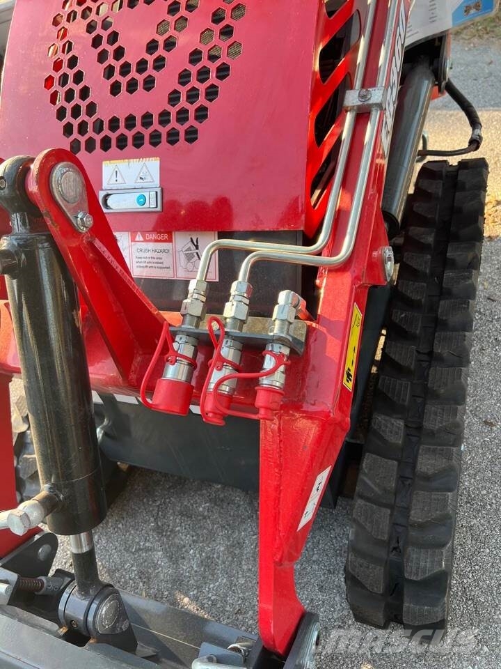 EGN EG360 SKID LOADER Otros camiones