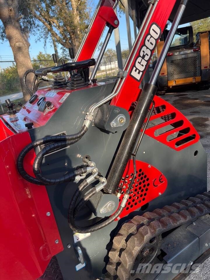 EGN EG360 SKID LOADER Otros camiones