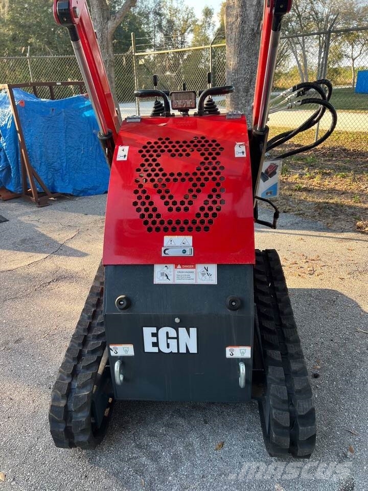 EGN EG360 SKID LOADER Otros camiones