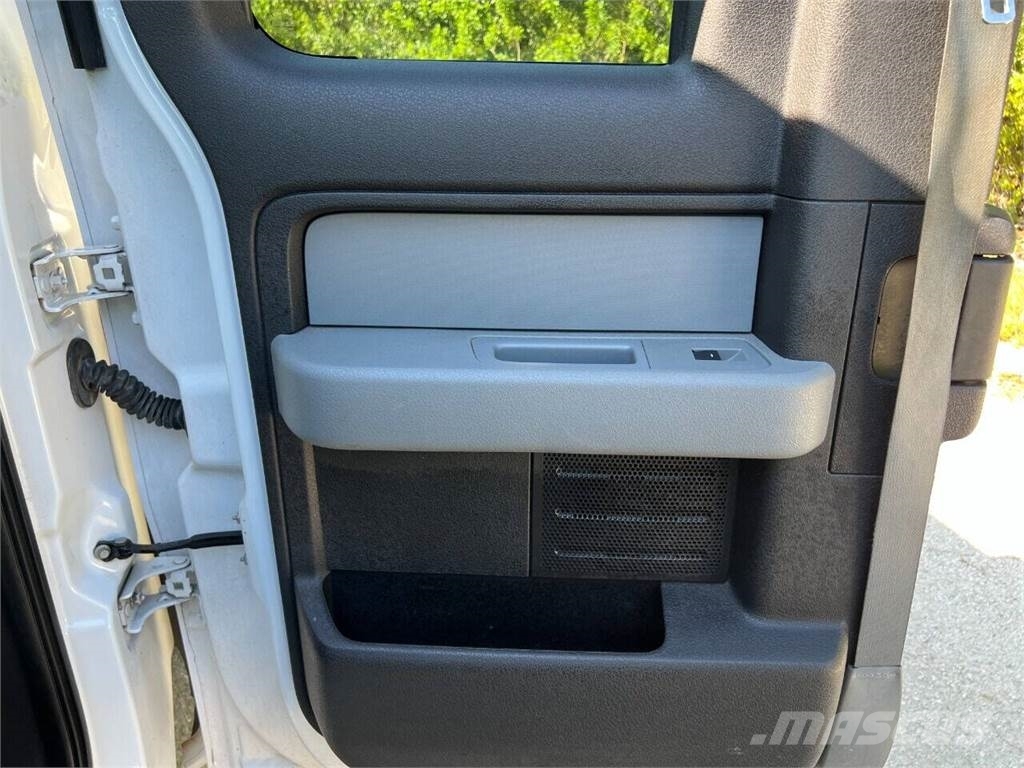 Ford F-150 Lava-autot