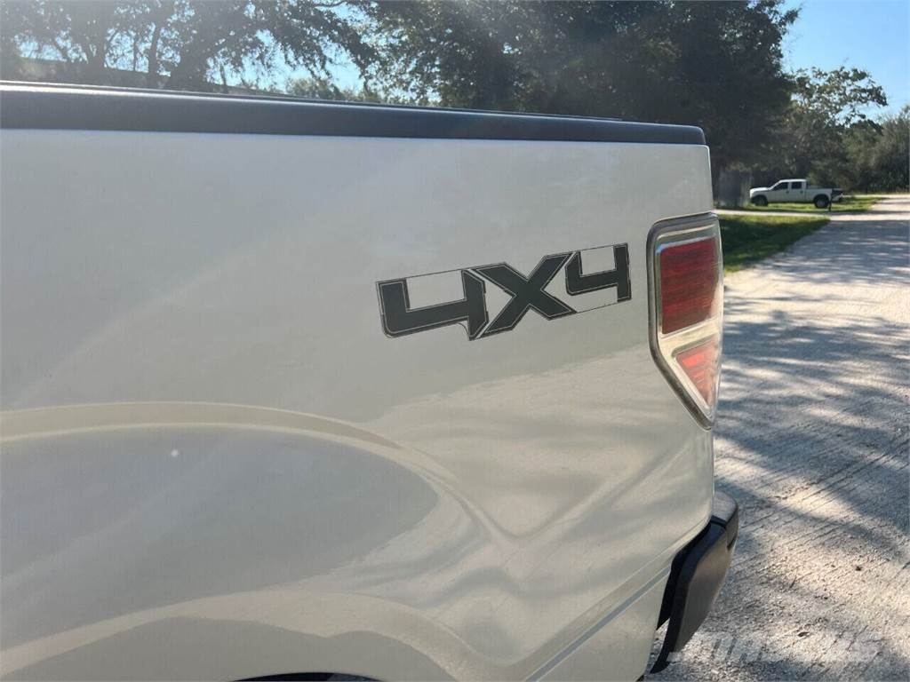 Ford F-150 Lava-autot