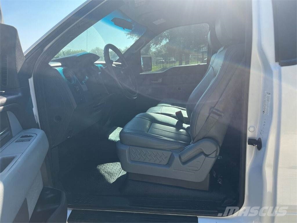Ford F-150 Lava-autot