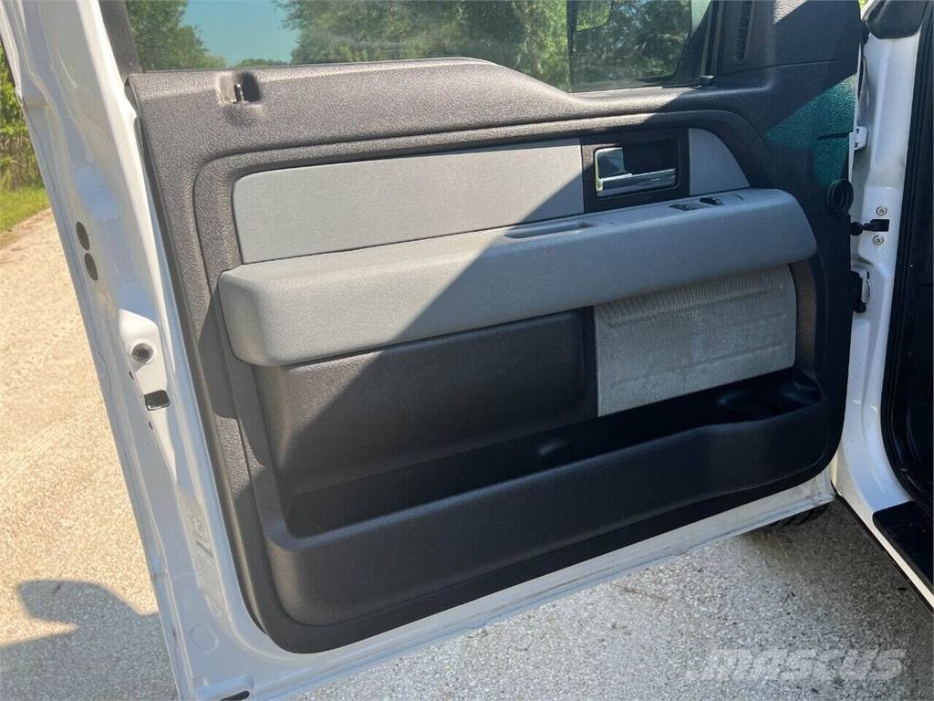 Ford F-150 Lava-autot