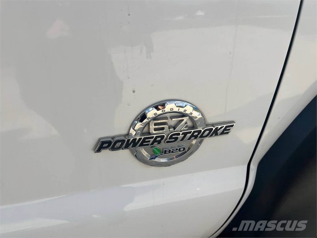 Ford F-450 Super Duty Pik up kamioni