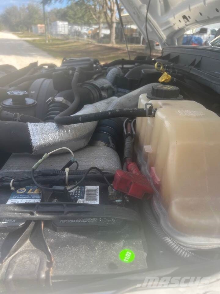 Ford F-450 Super Duty Pik up kamioni