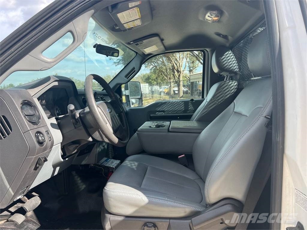 Ford F-450 Super Duty Pik up kamioni