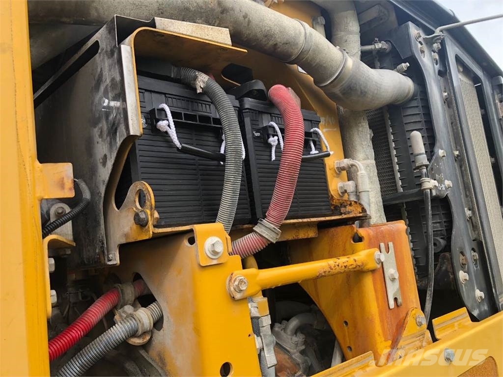 John Deere 670 GP MOTOR GRADER شاحنات أخرى