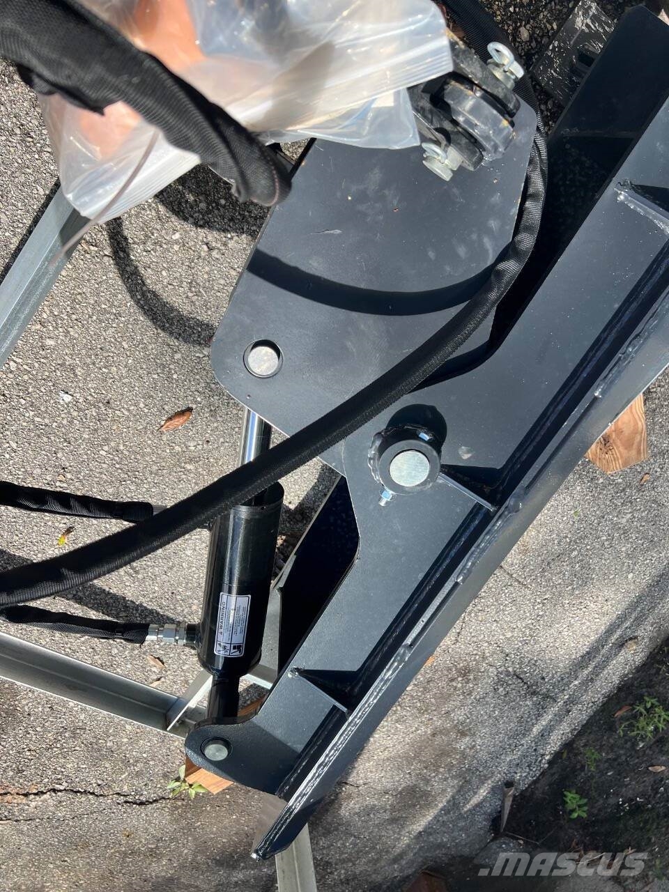  WOLVERINE STUMP GRINDER - SG013-08D Trituradoras de troncos
