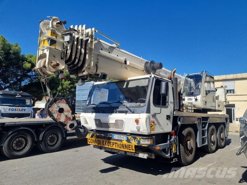 Grove GMK 3055 All terrain cranes