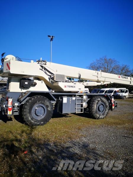 Terex RT45L Macara pentru orice teren