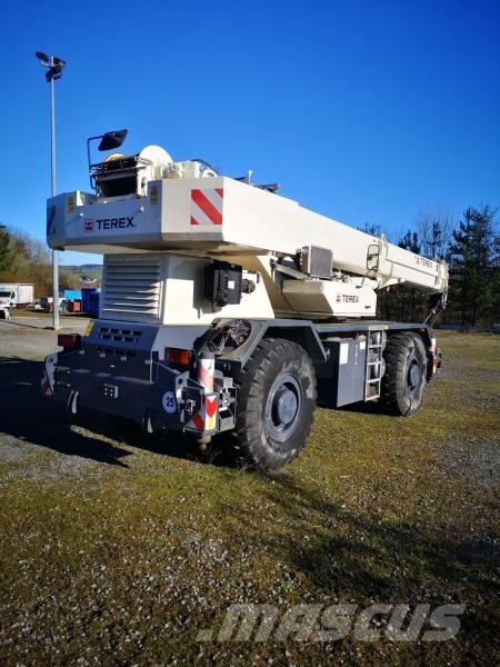 Terex RT45L Macara pentru orice teren