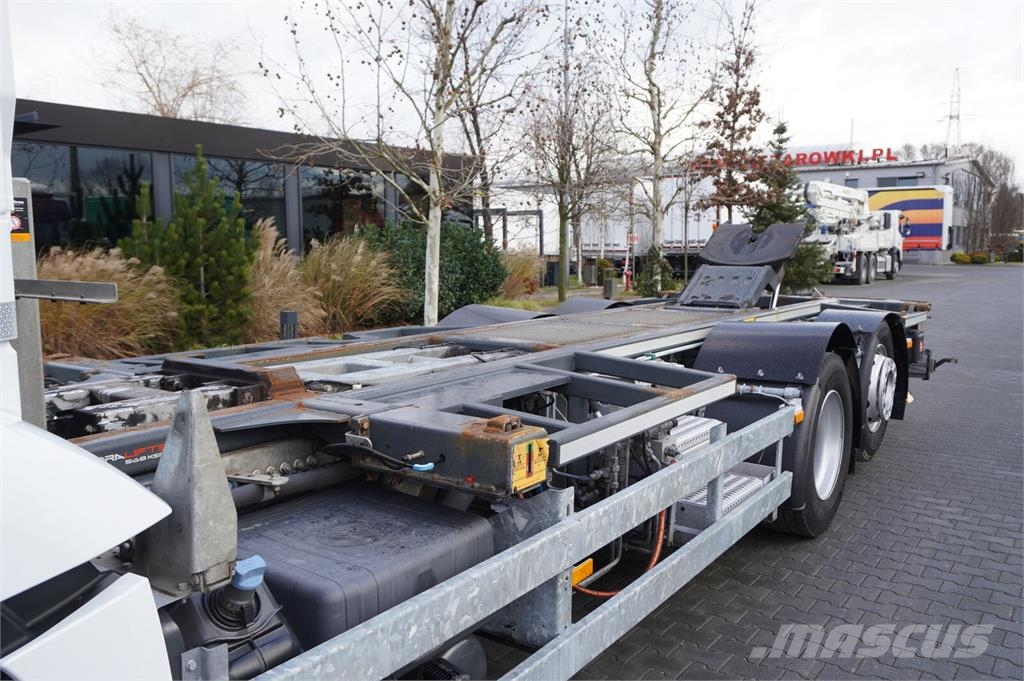 BDF construction lifted / 5-th wheel Chassis