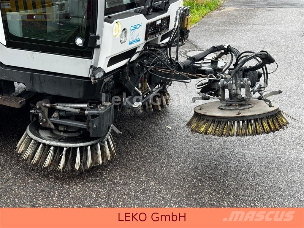 Bucher Schoerling CC 5006 كناسات