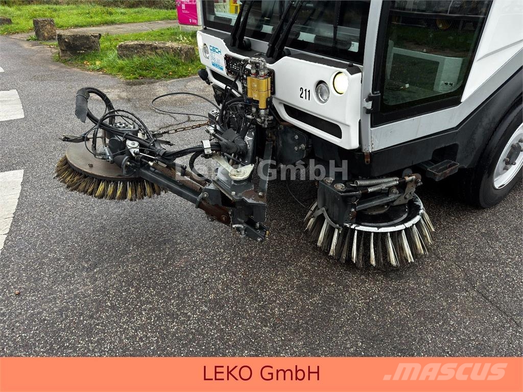 Bucher Schoerling CC 5006 كناسات