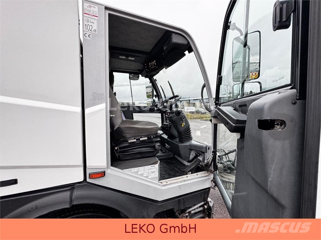 Bucher Schoerling CC 5006 كناسات