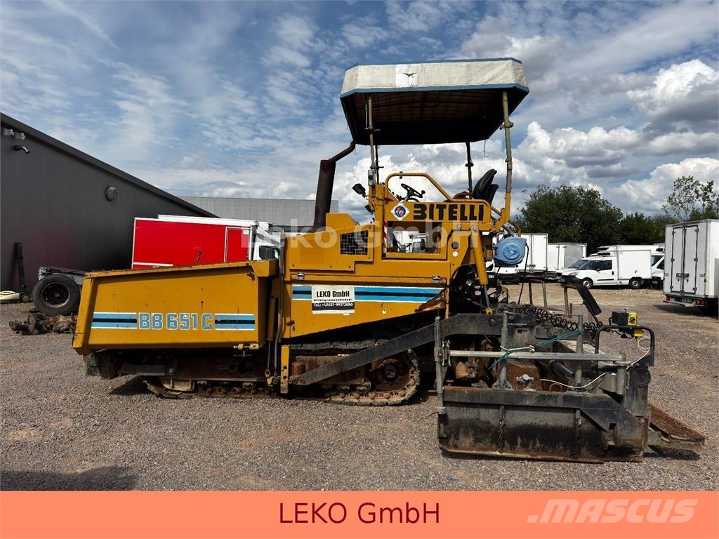CAT 132 Asphalt pavers