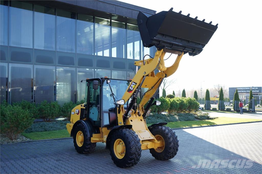 CAT 906M / ŁADOWARKA KOŁOWA / 2020 ROK / ŁYŻKA SZCZĘKO Φορτωτές με λάστιχα (Τροχοφόροι)