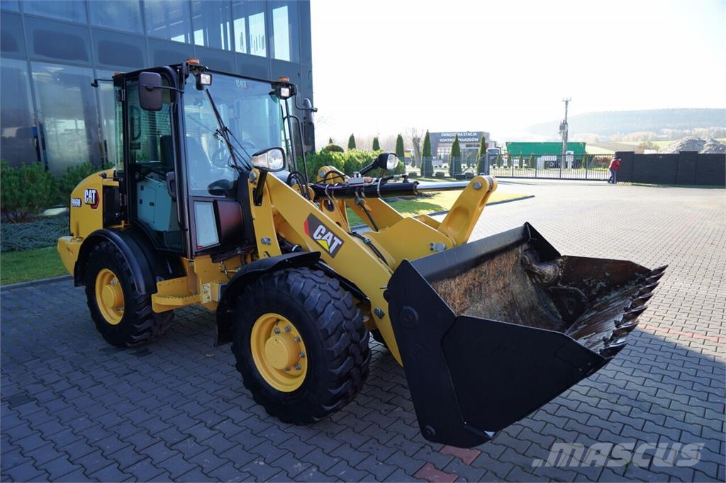 CAT 906M / ŁADOWARKA KOŁOWA / 2020 ROK / ŁYŻKA SZCZĘKO Φορτωτές με λάστιχα (Τροχοφόροι)