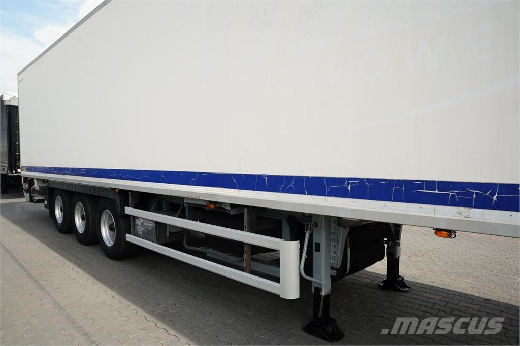 Chereau CHŁODNIA / CARRIER VECTOR 1950 MT / MULTITEMPERATU نصف مقطورات بدرجة حرارة قابلة للضبط