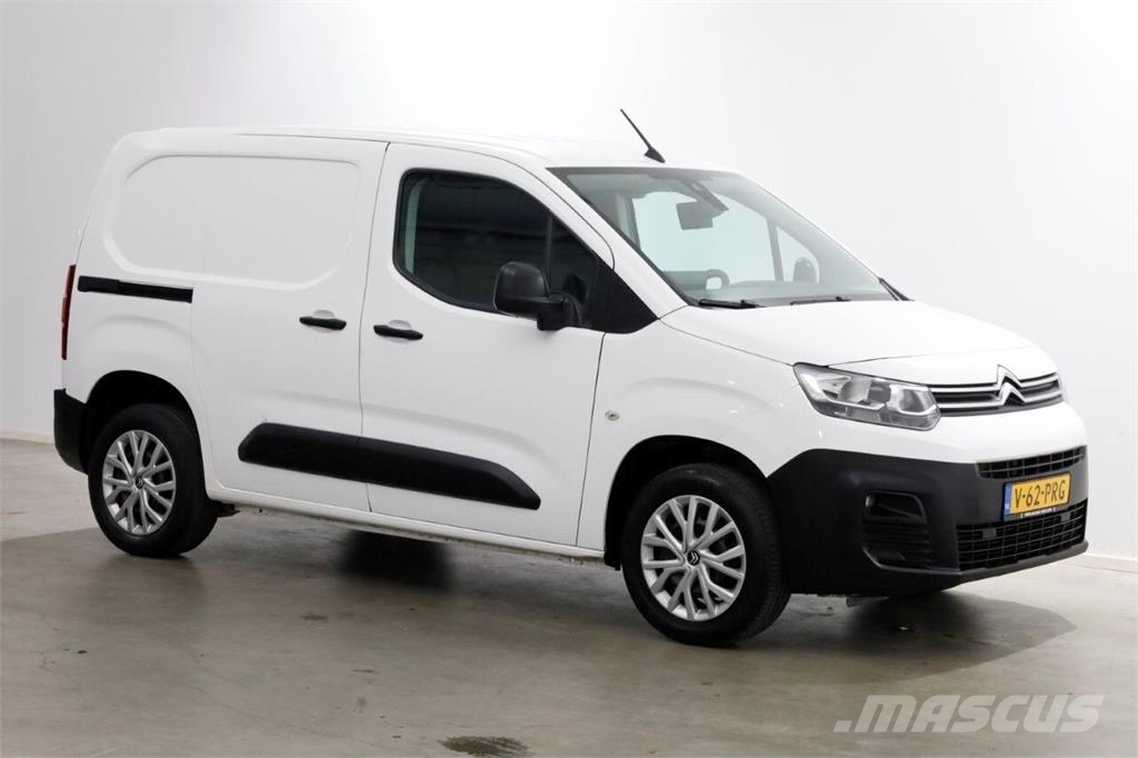 Citroën Berlingo 1.2 PureTech 110pk Benzine Airco/Navi/Cam Muut kuorma-autot