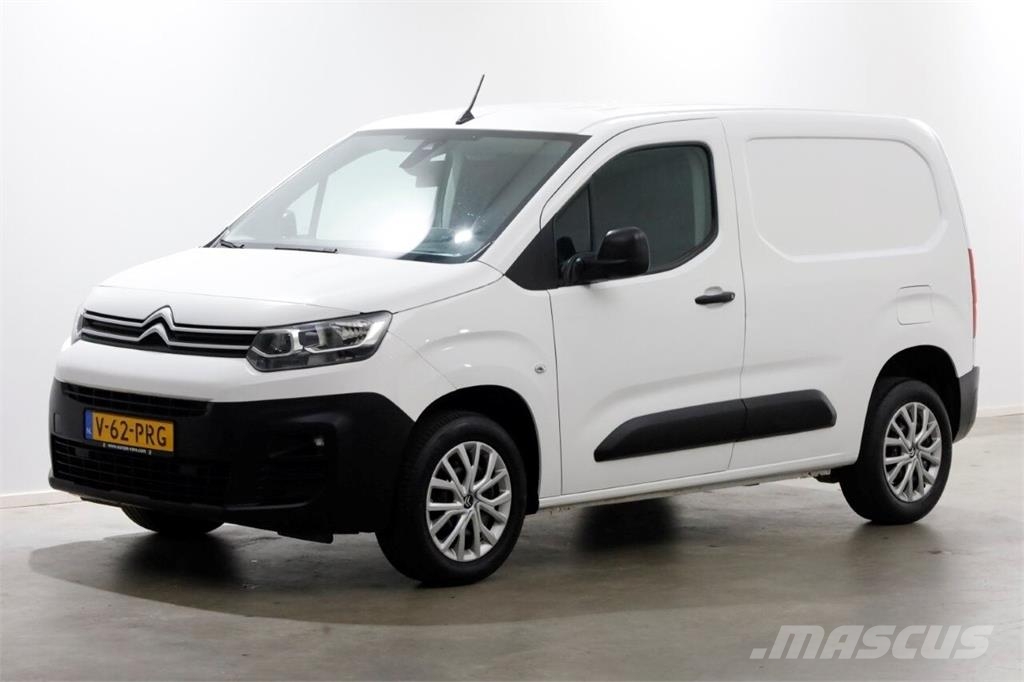 Citroën Berlingo 1.2 PureTech 110pk Benzine Airco/Navi/Cam Muut kuorma-autot