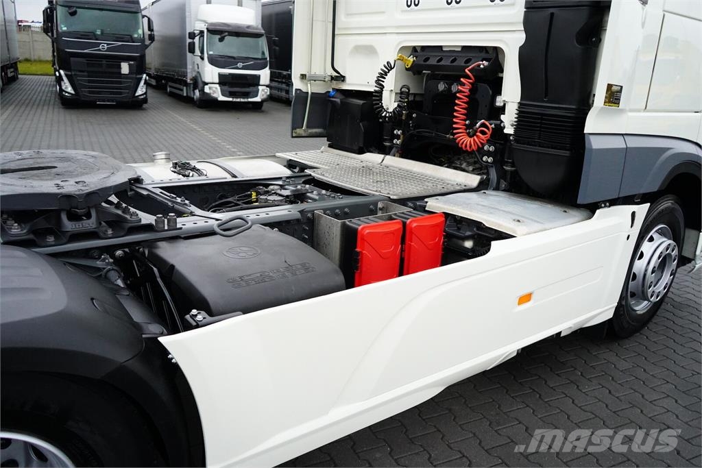 DAF 106 / 480 / EURO 6 / ACC / SPACE CAB وحدات الجر